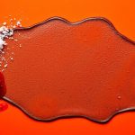 تجربة تذوق منزلية تستكشف النكهات الخمسة: حلو مالح حامض مر أومامي